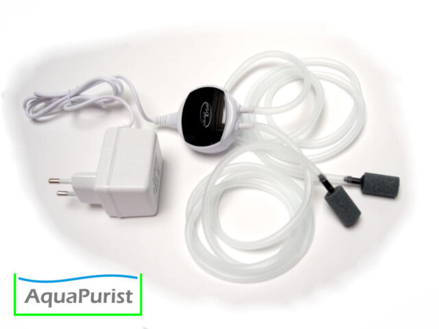 Piezo-Luftpumpe mit Netzteil, Luftschläuchen und Ausströmern